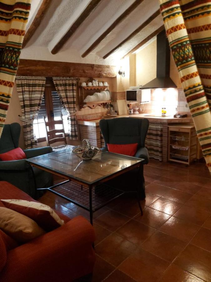 Hinojares Apartamentos Tio Jose Maria מראה חיצוני תמונה