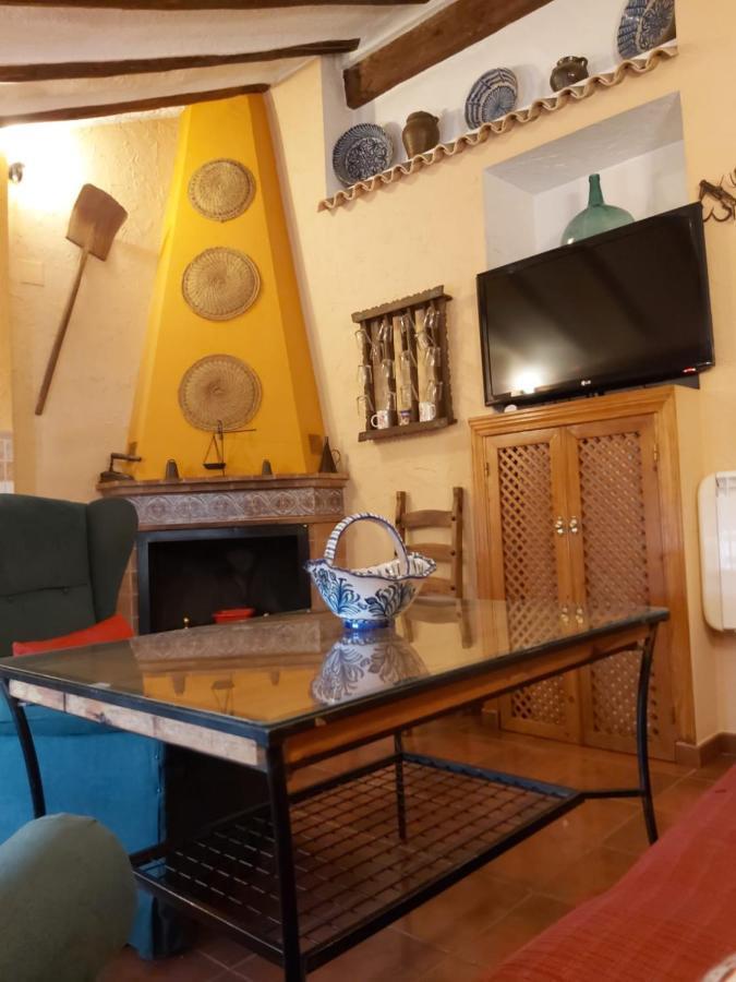 Hinojares Apartamentos Tio Jose Maria מראה חיצוני תמונה