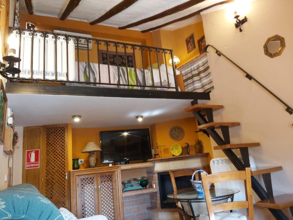 Hinojares Apartamentos Tio Jose Maria מראה חיצוני תמונה