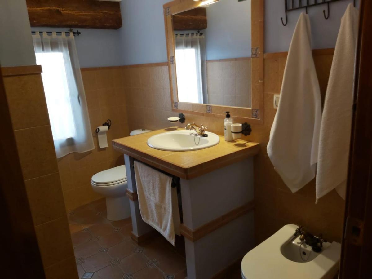 Hinojares Apartamentos Tio Jose Maria מראה חיצוני תמונה