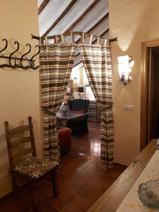 Hinojares Apartamentos Tio Jose Maria מראה חיצוני תמונה
