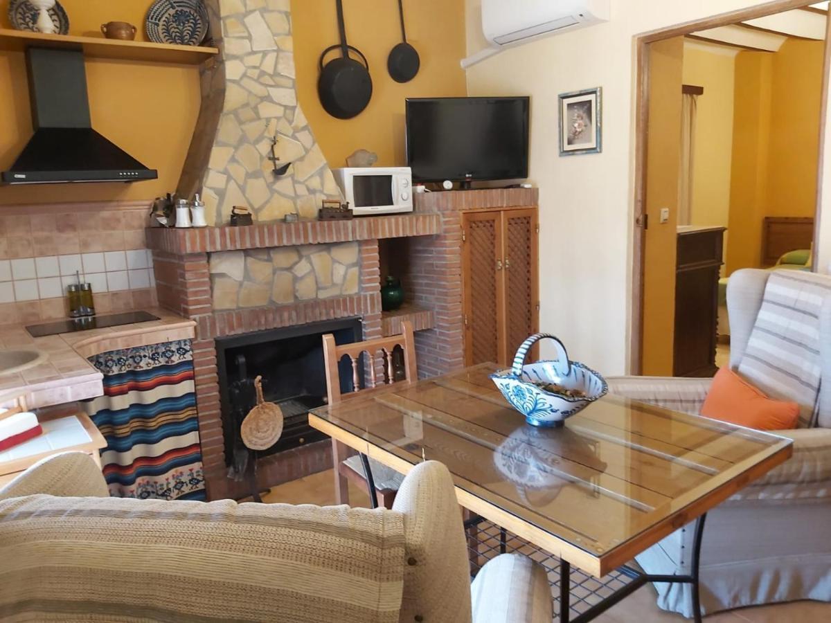 Hinojares Apartamentos Tio Jose Maria מראה חיצוני תמונה