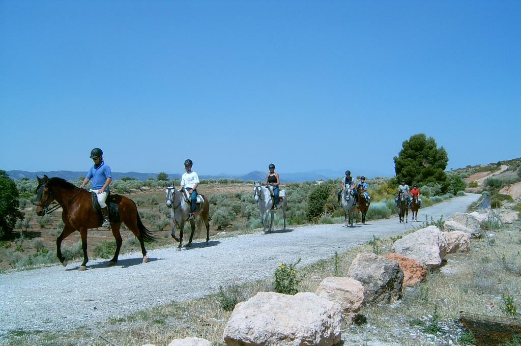 Hinojares Apartamentos Tio Jose Maria מראה חיצוני תמונה